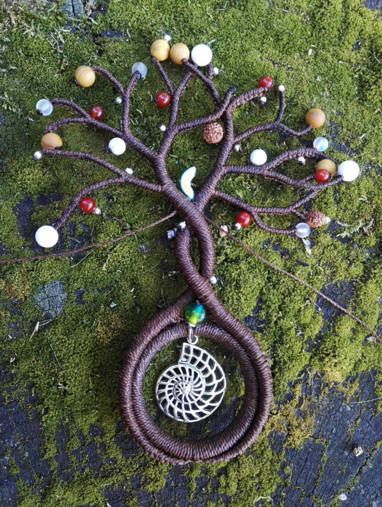 Arbre macramé marron escargot