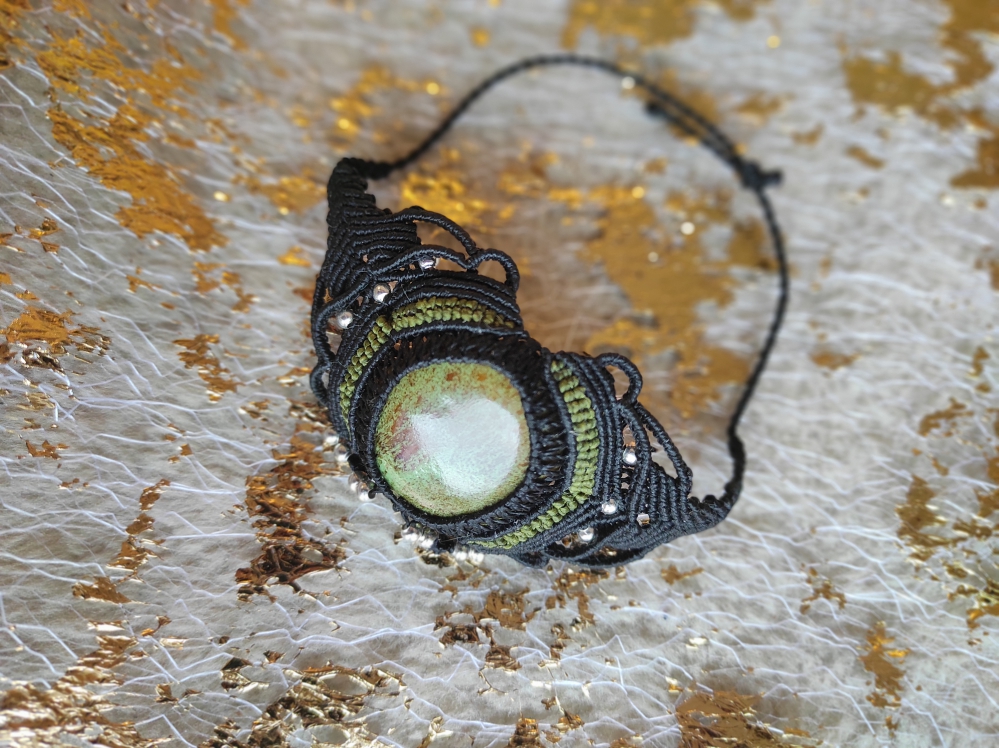 Bracelet macramé vert et noir