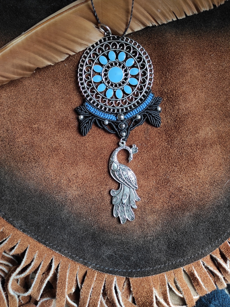 Collier paon